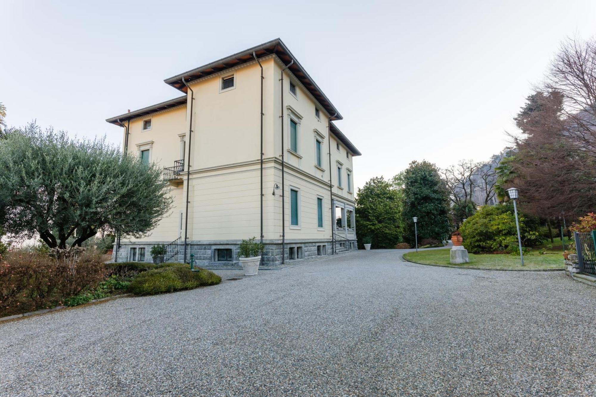 Regal Villa With Como Lake View And Free Parking بيلاجيو المظهر الخارجي الصورة